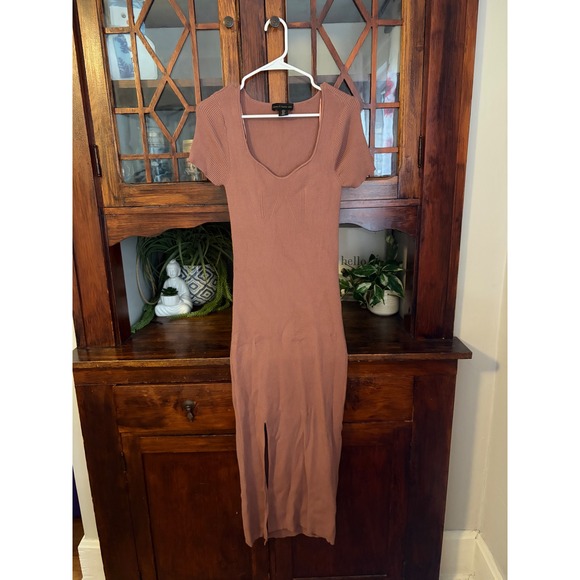 House of Harlow 1960 Dresses & Skirts - House of Harlow 1960 Ribbed Knit Midi Dress Short Sleeve Front Slit Small